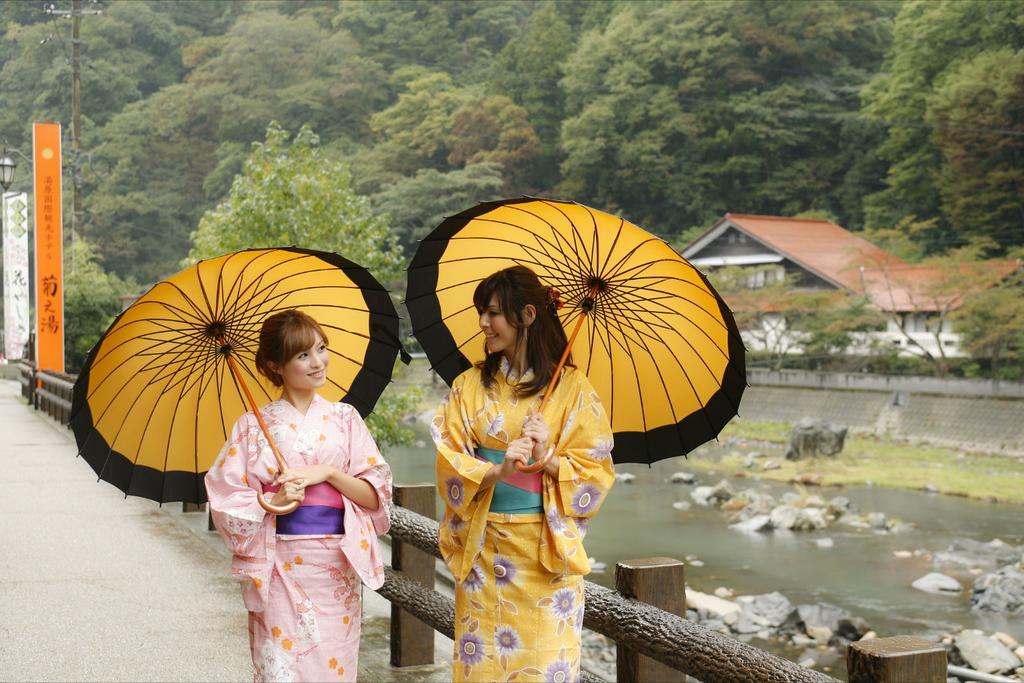 Hotel Kikunoyu Maniwa Exteriér fotografie
